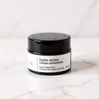 Hydro Active crema hidratante antiedad con cuesco de palta - menos manchas y más hidratación